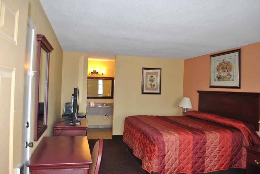 Executive Inn Brookshire Номер фото